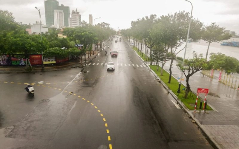 Dự b&aacute;o xu hướng nắng n&oacute;ng, mưa d&ocirc;ng