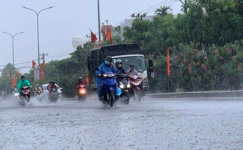 Mưa d&ocirc;ng v&agrave; nắng n&oacute;ng tiếp tục diễn biến